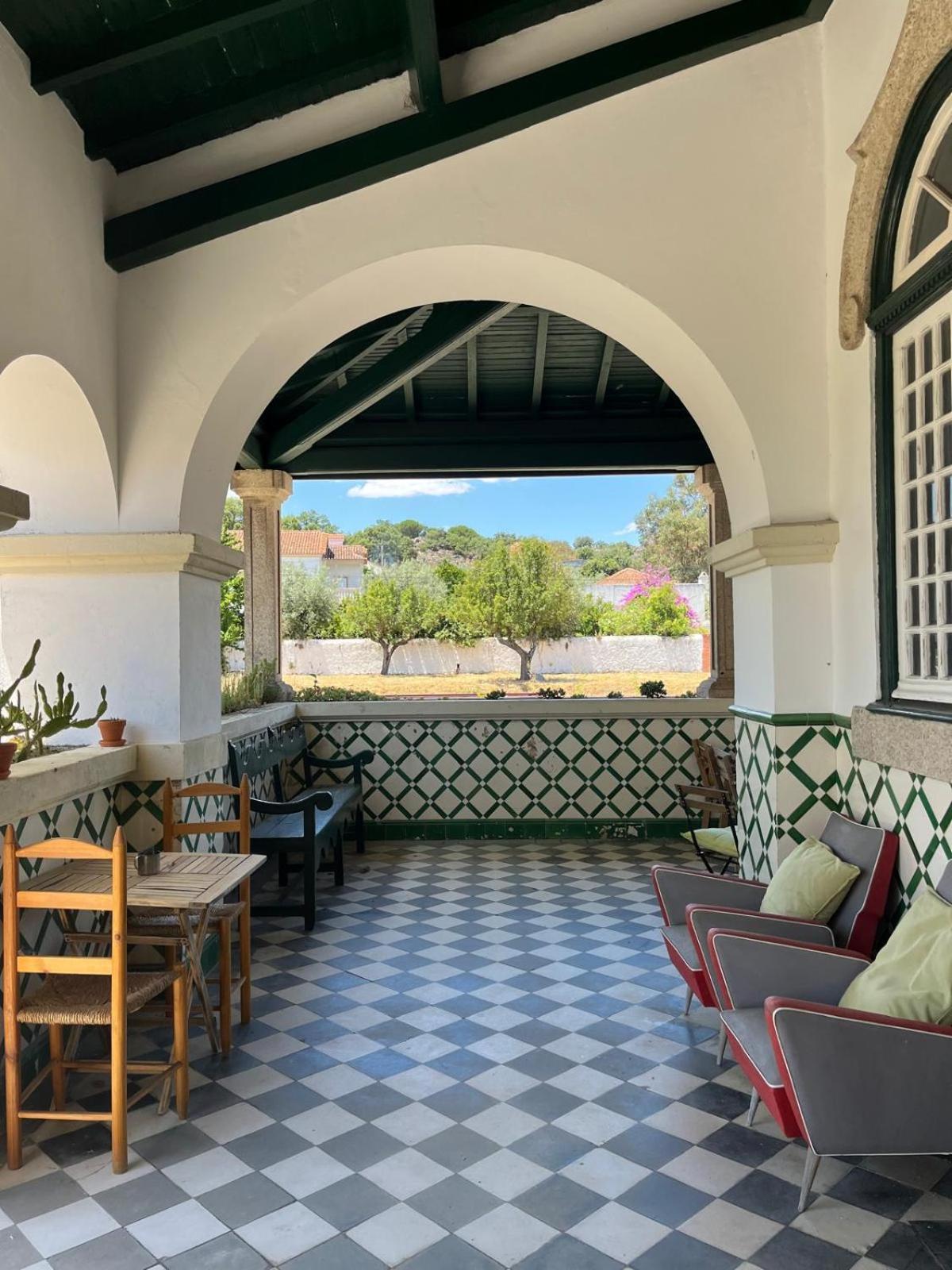 Train Spot Guesthouse Marvão Eksteriør billede